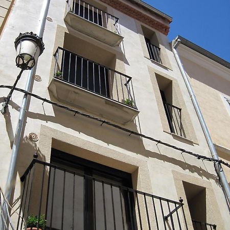 Apartamentos Turisticos Encanto กาเซเรส ภายนอก รูปภาพ