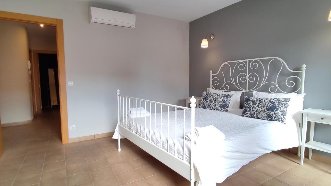 Apartamentos Turisticos Encanto กาเซเรส ภายนอก รูปภาพ
