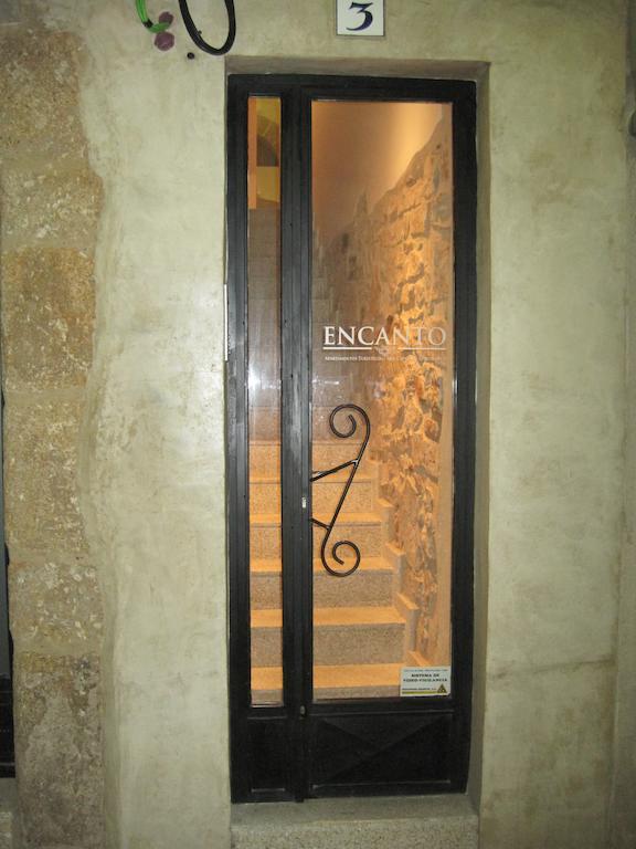 Apartamentos Turisticos Encanto กาเซเรส ภายนอก รูปภาพ